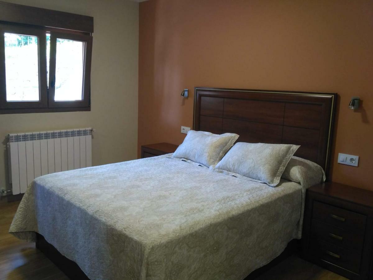 Apartamentos Camino Santo Toribio Mieses المظهر الخارجي الصورة