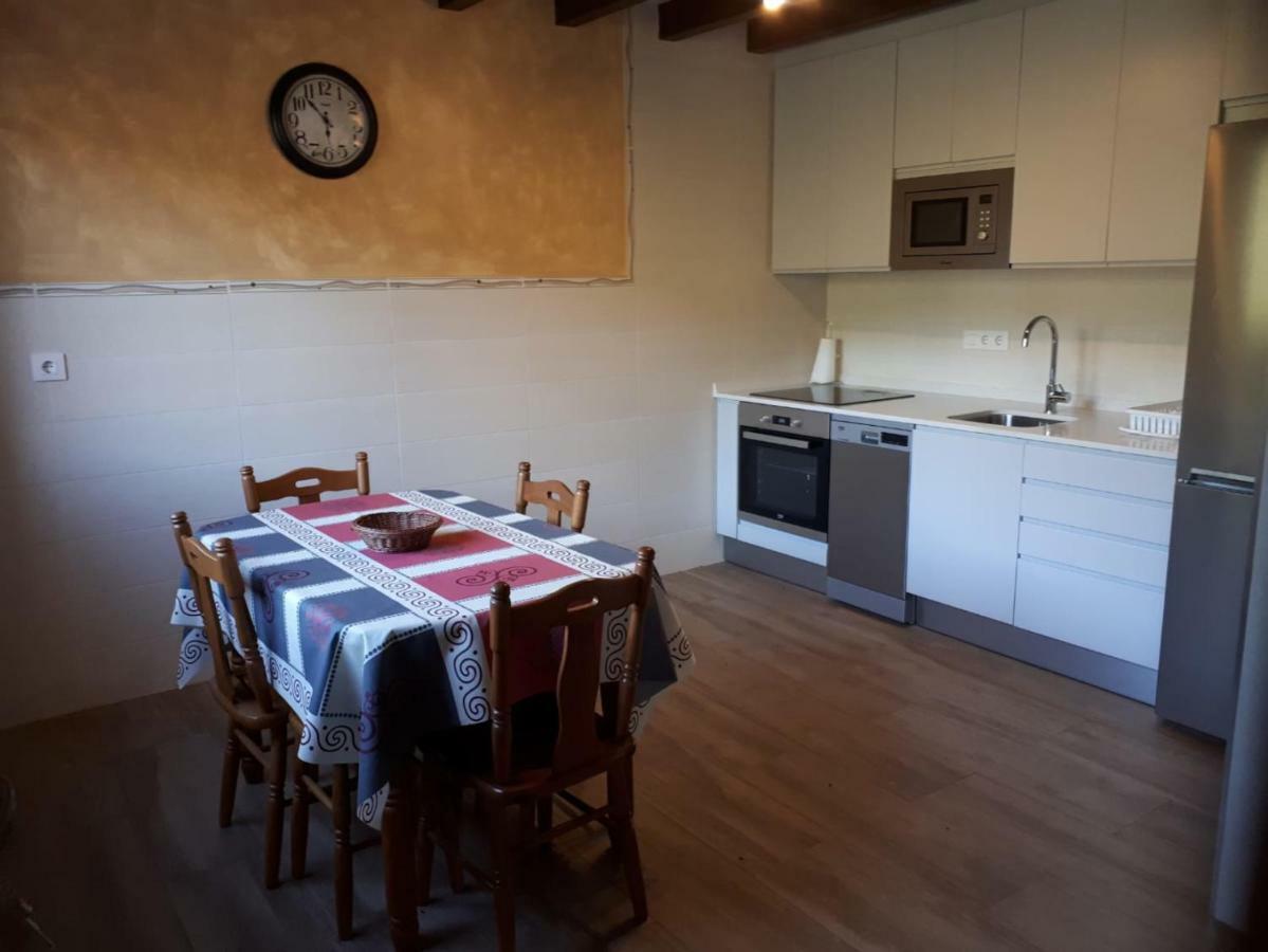Apartamentos Camino Santo Toribio Mieses المظهر الخارجي الصورة